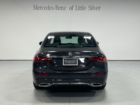 Used 2023 Mercedes-Benz E 350 4MATIC Sedan image 4