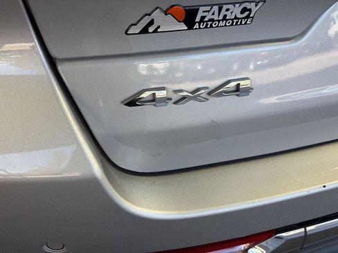 Used 2023 Jeep Grand Cherokee Limited image 8