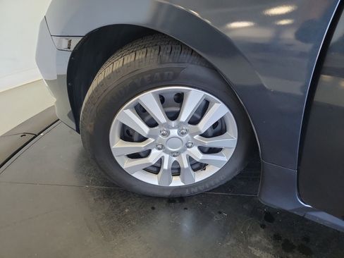 Used 2019 Honda Civic LX image 29
