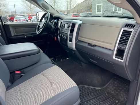 Used 2012 RAM 2500 SLT w/ Protection Group image 9