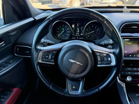 Used 2017 Jaguar XE R-Sport image 25