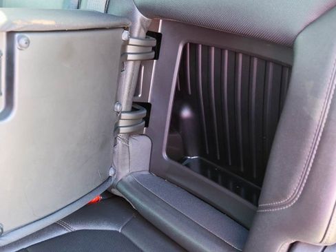 Used 2021 GMC Sierra 1500 SLT image 21