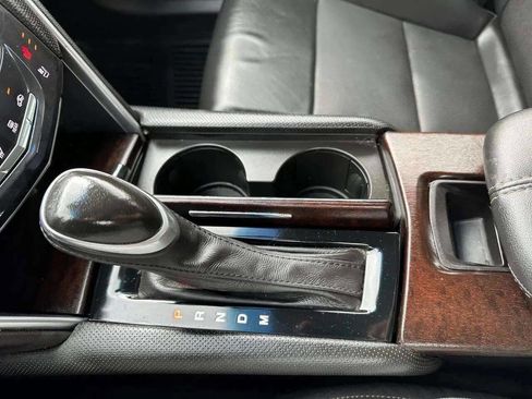 Used 2019 Cadillac XTS Luxury image 30