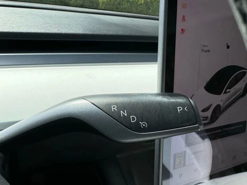 Used 2021 Tesla Model 3 Performance image 24