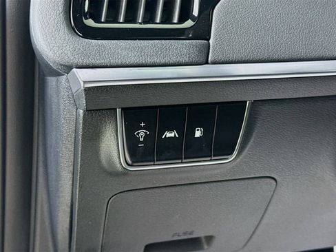 Used 2023 Kia Stinger GT-Line w/ Sun & Sound Package image 10