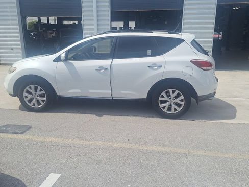 Used 2014 Nissan Murano SL w/ Navigation Package FWD image 2