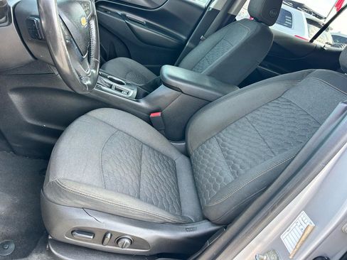 Used 2018 Chevrolet Equinox LT FWD image 5