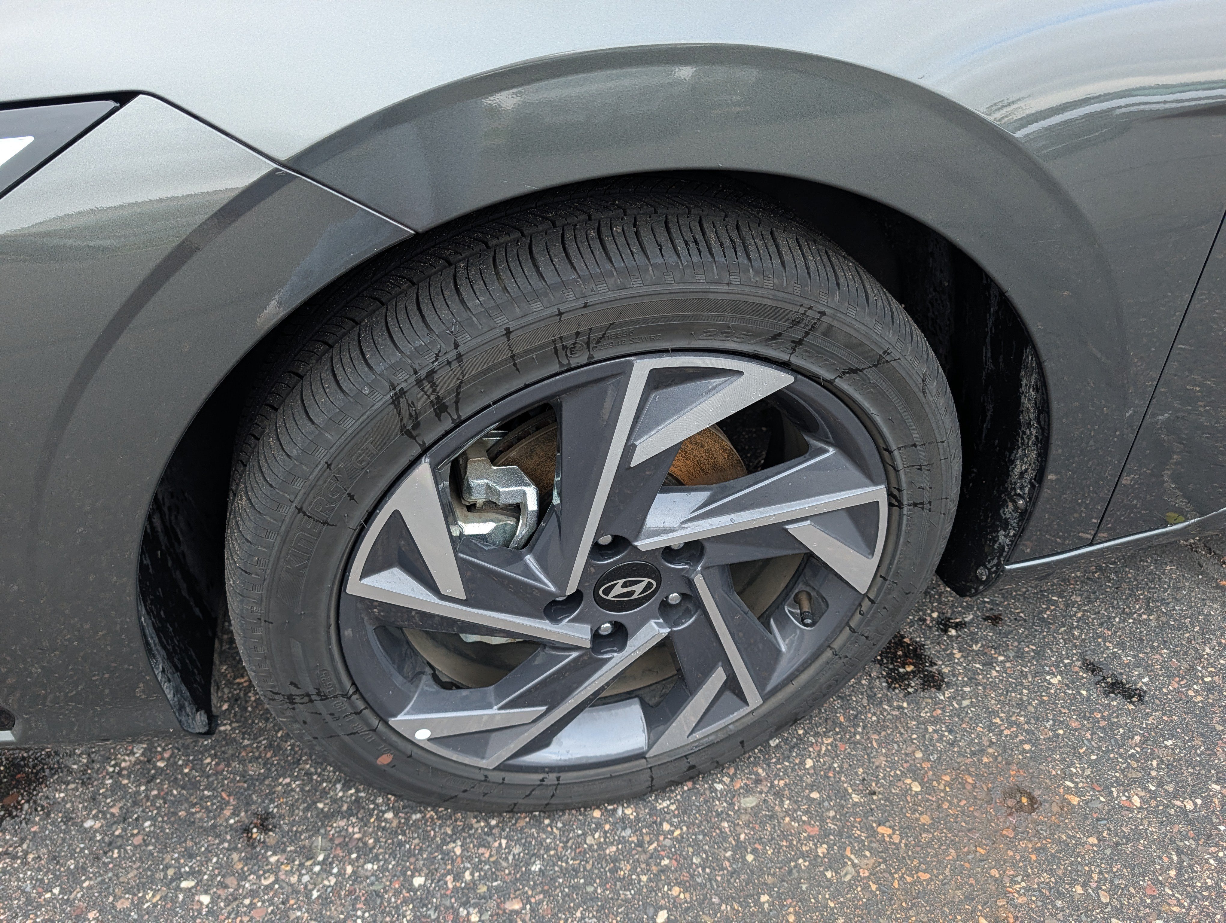 Used 2026 Hyundai Elantra Limited FWD image 9