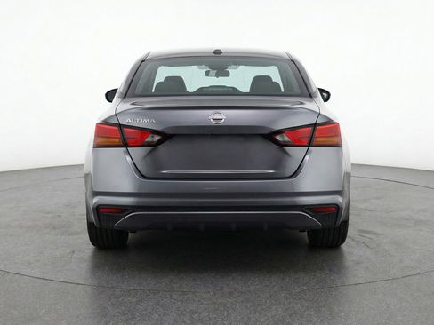 Used 2025 Nissan Altima 2.5 SV image 7