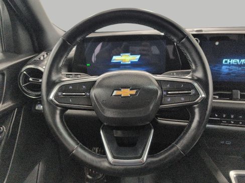 Used 2025 Chevrolet Equinox LT AWD/4WD image 6