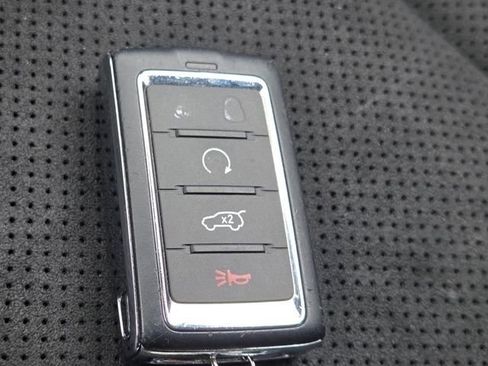 Used 2024 Jeep Grand Cherokee Altitude AWD/4WD image 36