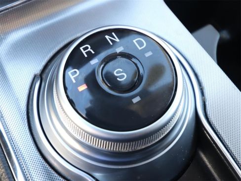 Certified 2022 Ford Edge SEL w/ Convenience Package image 18