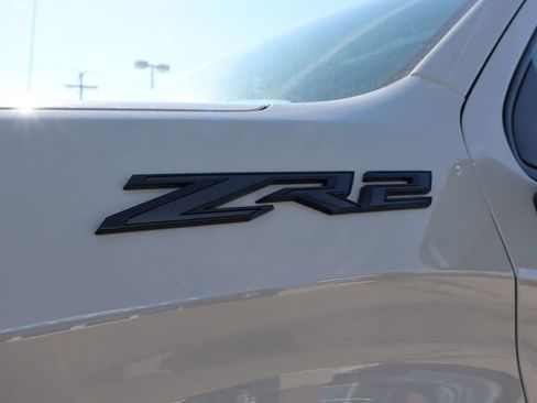 New 2026 Chevrolet Silverado 1500 ZR2 w/ LPO, Dark Essentials Package image 10