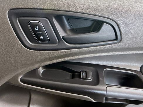 Used 2021 Ford Transit Connect XL image 28