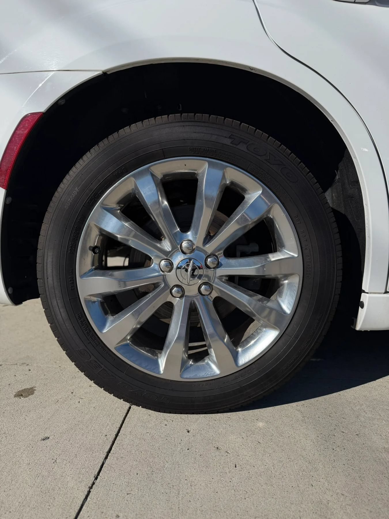 Used 2016 Chrysler 300 Limited AWD/4WD image 12