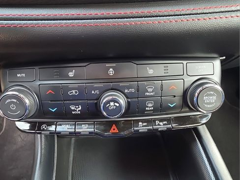Used 2024 Dodge Durango GT AWD/4WD image 22