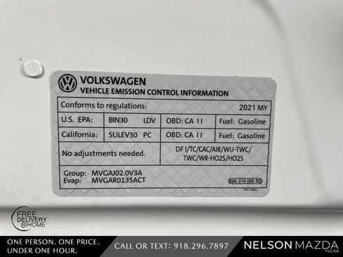 Used 2021 Volkswagen Tiguan SE w/ Panoramic Sunroof Package image 54