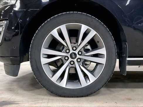 Certified 2020 Ford Expedition Platinum AWD/4WD image 9