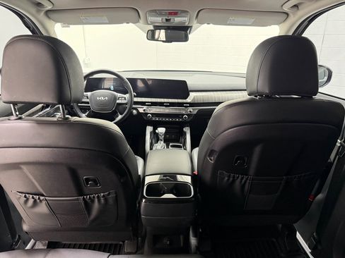Used 2025 Kia Telluride EX image 53