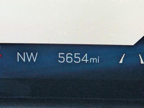 Used 2024 Cadillac XT4 Sport image 24