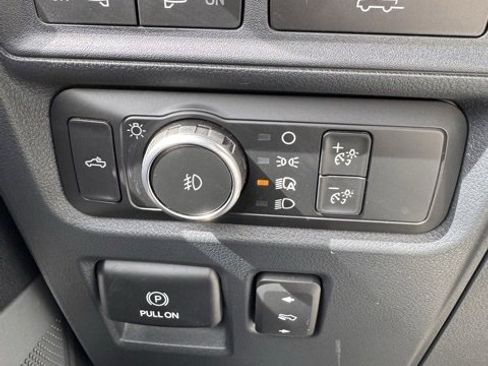 Used 2022 Ford F150 Lariat w/ Equipment Group 502A High image 27