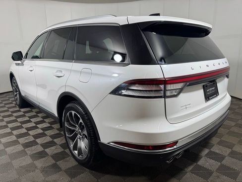 Used 2025 Lincoln Aviator Reserve w/ Illumination Package AWD/4WD image 3