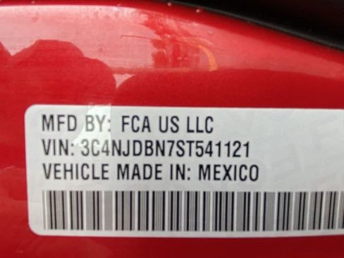 Used 2025 Jeep Compass Latitude w/ Altitude Special Edition image 24