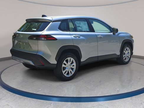 New 2026 Toyota Corolla Cross L FWD image 5