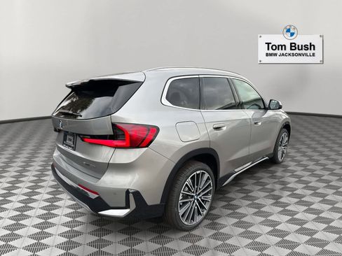 New 2026 BMW X1 xDrive28i w/ Technology Package image 3
