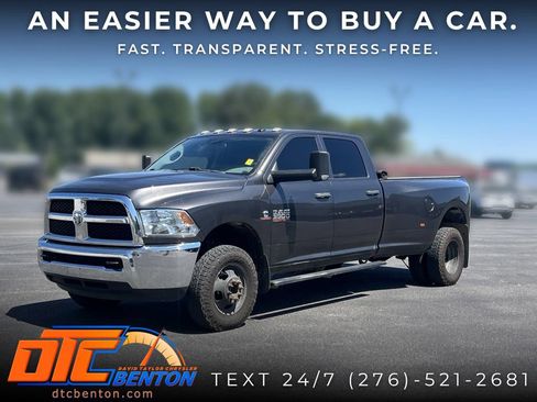Used 2018 RAM 3500 Tradesman w/ Chrome Appearance Group AWD/4WD image 7