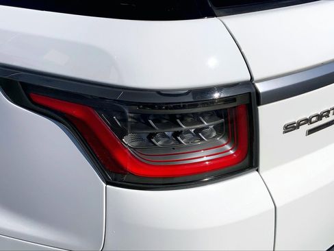 Used 2019 Land Rover Range Rover Sport HSE image 26