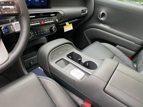 Certified 2026 Hyundai Palisade Calligraphy FWD image 13