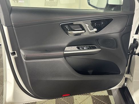 Used 2024 Mercedes-Benz GLC 43 AMG 4MATIC image 10