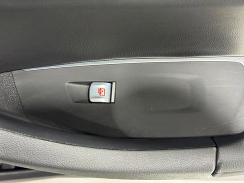 Used 2023 BMW X4 xDrive30i w/ M Sport Package image 24