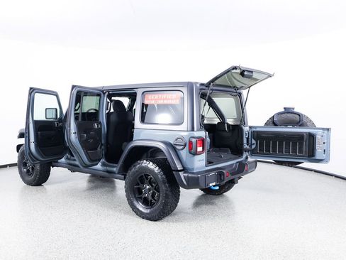 Used 2024 Jeep Wrangler Unlimited AWD/4WD image 14