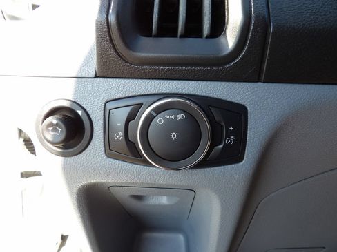 Used 2019 Ford Transit 150 130 Low Roof RWD image 19