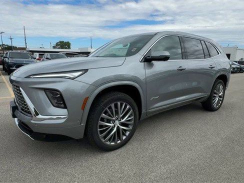 New 2026 Buick Enclave Avenir w/ Super Cruise Package image 4