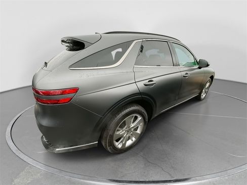 Certified 2024 Genesis GV70 3.5T Sport image 8