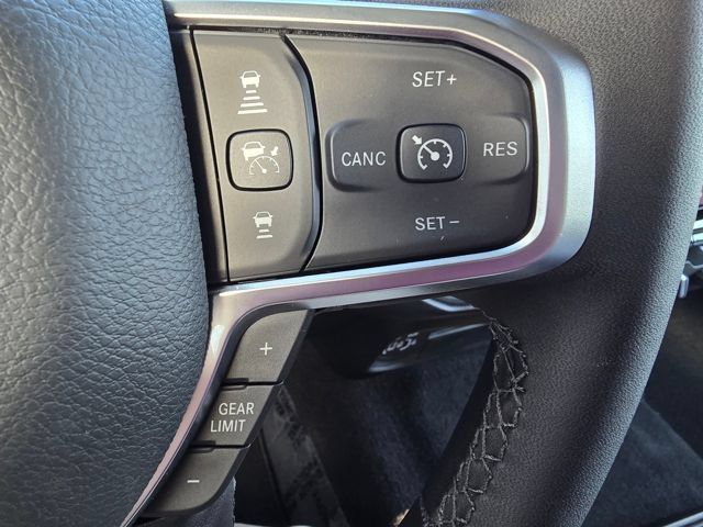 Used 2025 RAM 2500 Big Horn AWD/4WD image 22