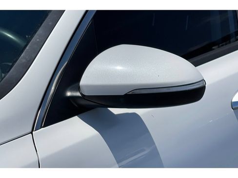 Used 2016 Kia Optima LX FWD image 9