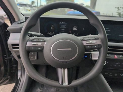 Used 2025 Hyundai Sonata SEL FWD image 22