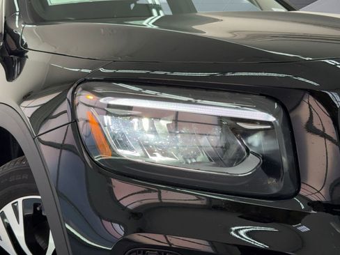 New 2026 Mercedes-Benz GLB 250 image 10