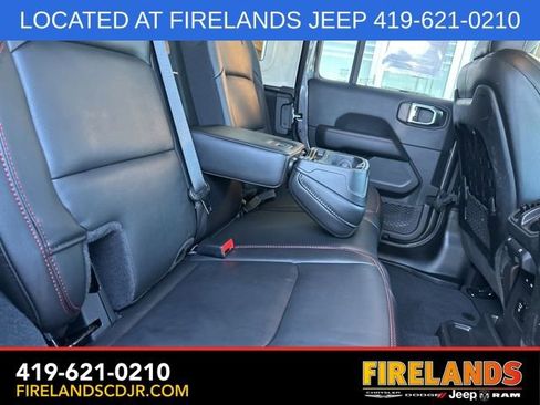 Used 2022 Jeep Wrangler Unlimited Rubicon w/ Cold Weather Group image 13