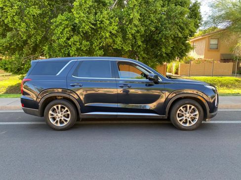 Used 2021 Hyundai Palisade SE FWD image 4