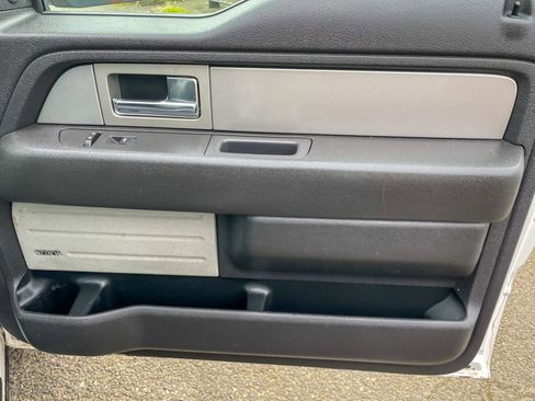 Used 2011 Ford F150 Lariat Limited image 35