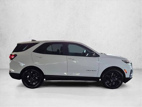 Used 2024 Chevrolet Equinox LS w/ Sport Edition FWD image 4