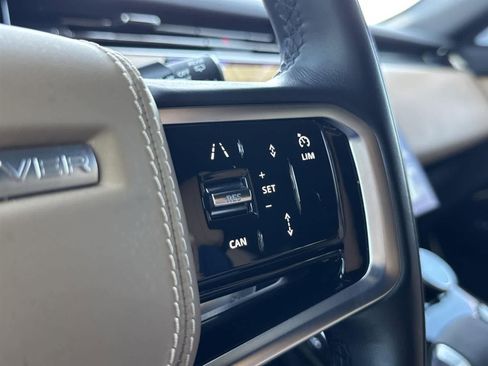 Used 2023 Land Rover Range Rover Sport SE image 12