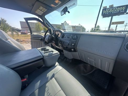 Used 2016 Ford F250 XL image 12