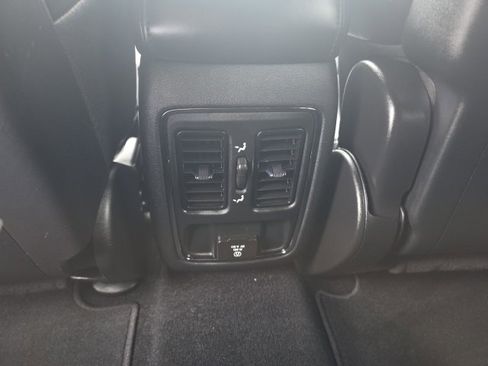 Used 2020 Jeep Grand Cherokee Altitude image 27