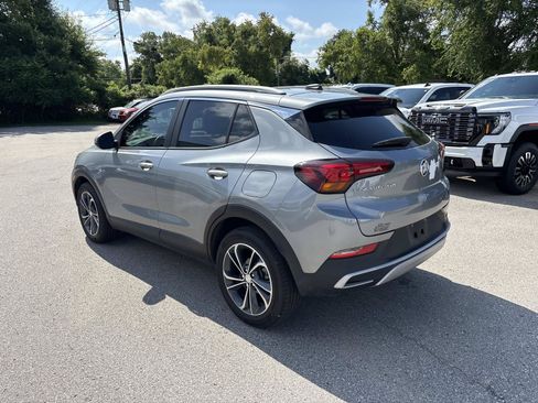 Used 2023 Buick Encore GX Select FWD image 6